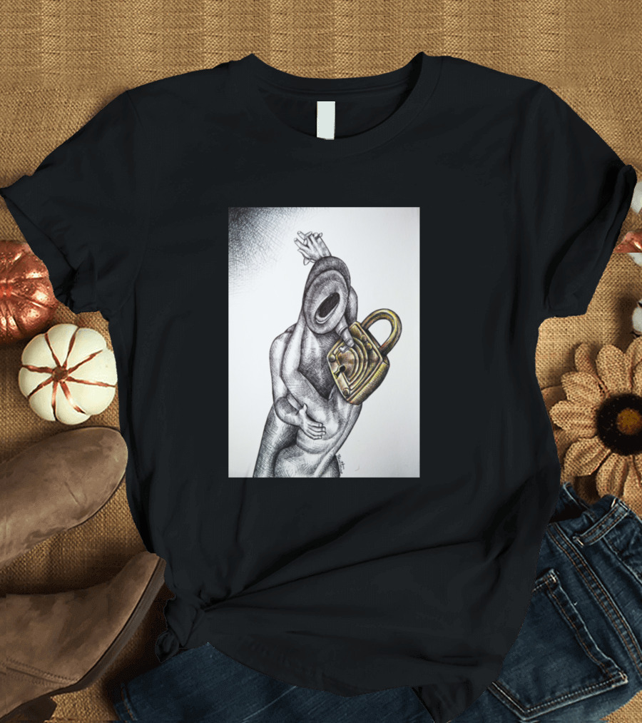 Kiss The Kiss Surreal Lock Embrace T-Shirt