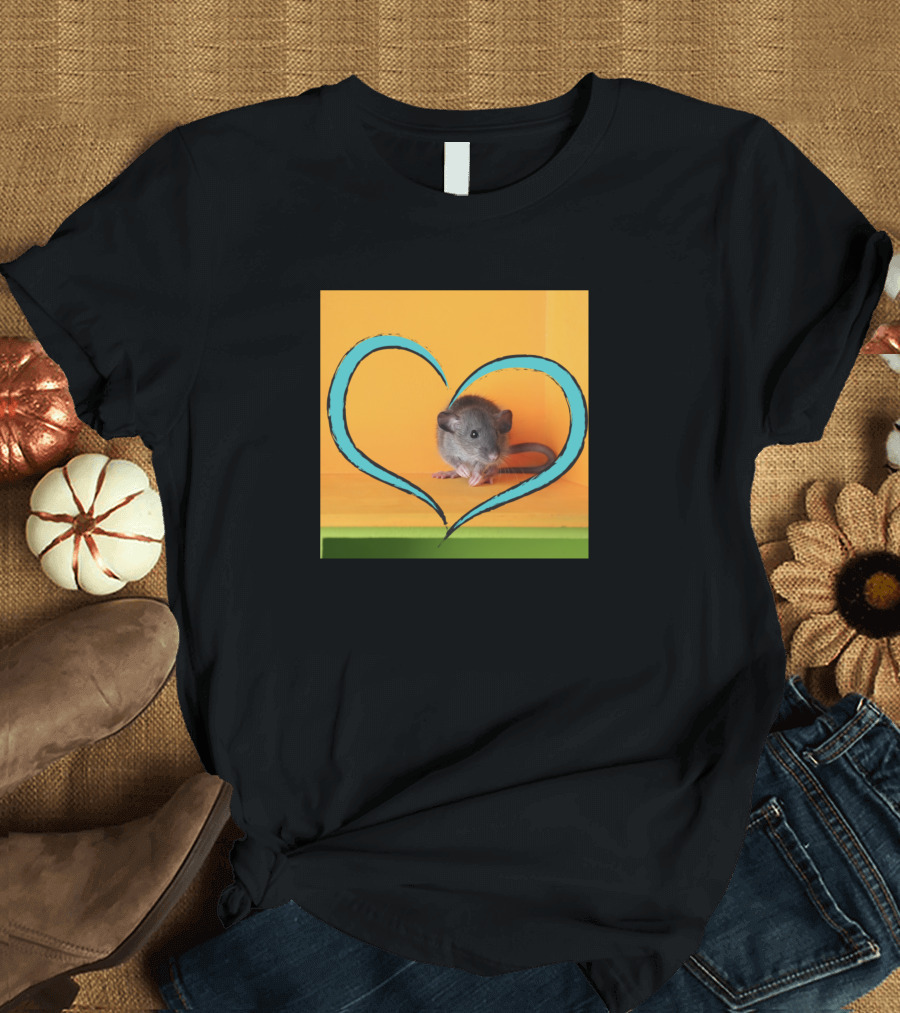 Cute Rat Heart Orange Background T-Shirt