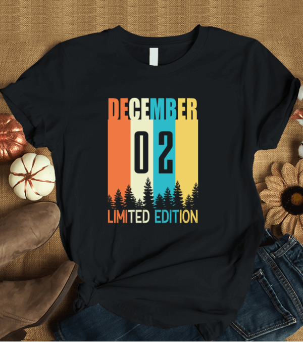 T-Shirt: December 02 Vintage Birth T-Shirt December 02 Vintage Birth T-Shirt