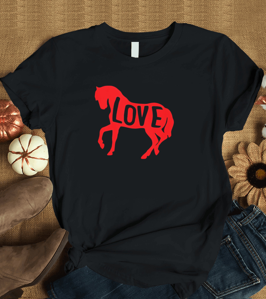 Cute Horse Love Girl Show T-Shirt