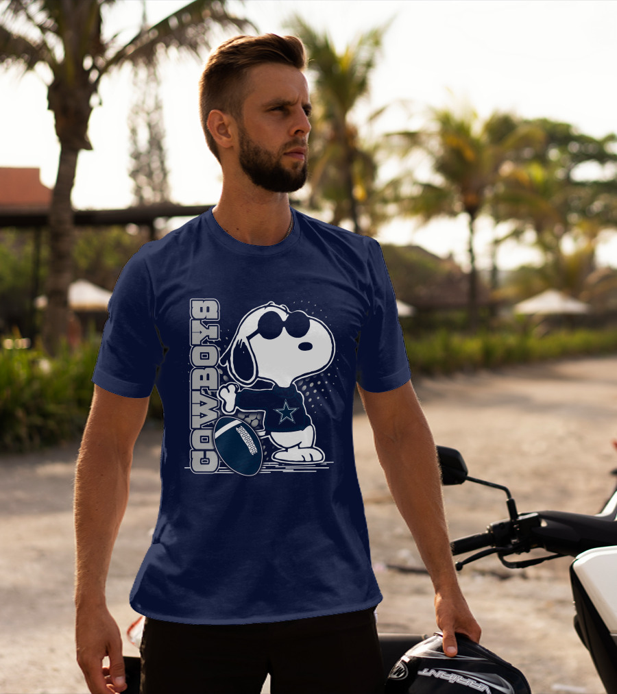 Cowboys Snoopy Football Star T-Shirt