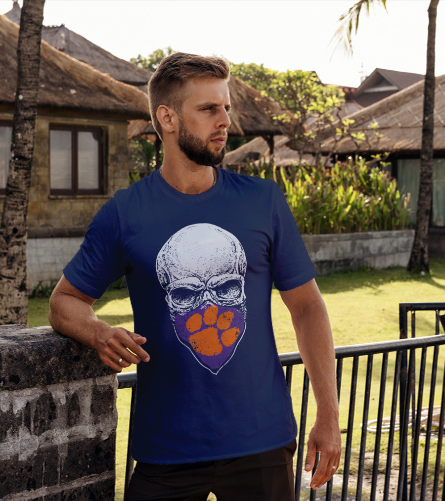 Clemson Tigers Skull With Paw Print Bandana T-Shirt