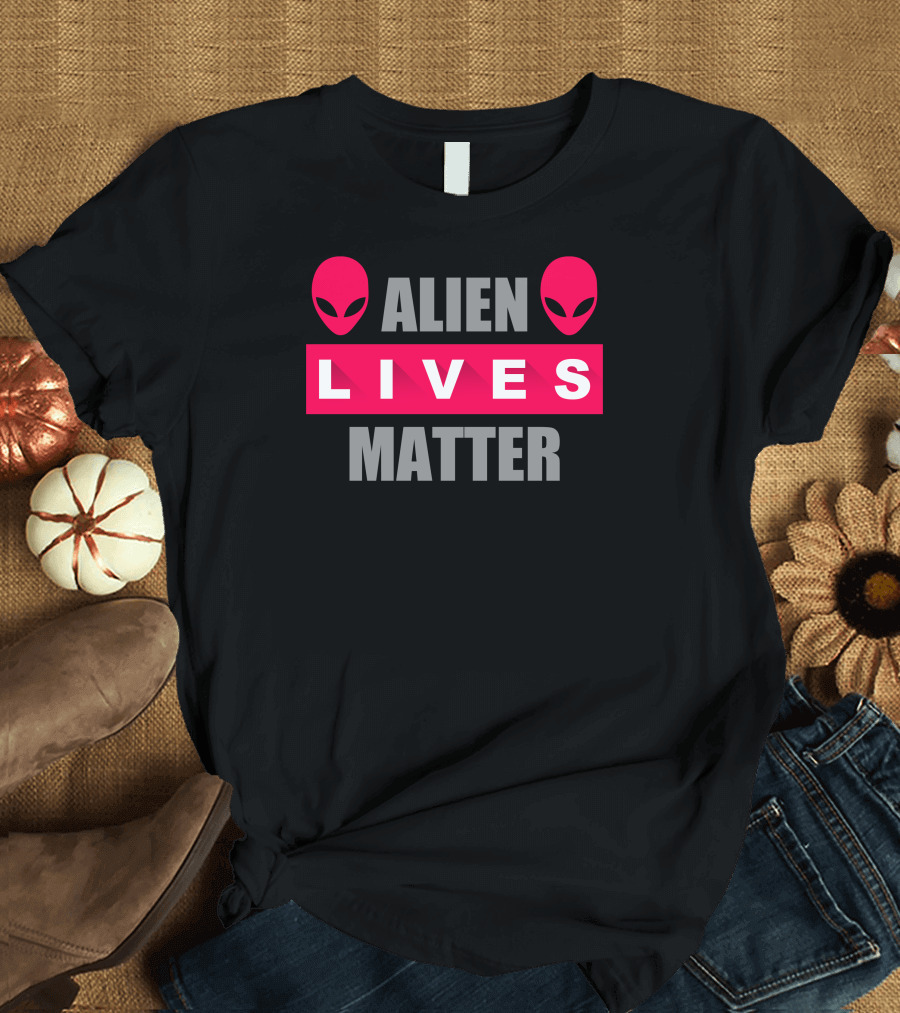 ALIEN LIVES MATTER Red Alien Heads T-Shirt