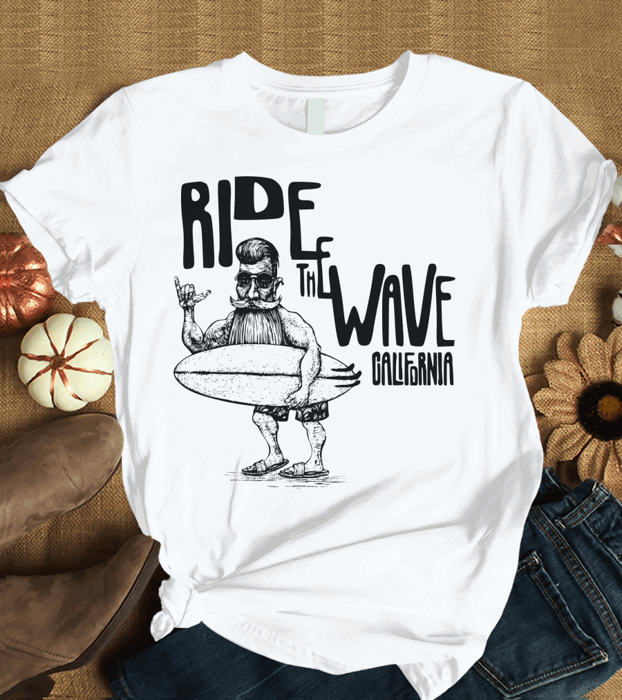Ride The Wave California Surfer Beach Vibes T-Shirt