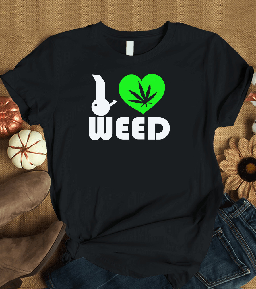 I Heart Weed Bong Fun T-Shirt