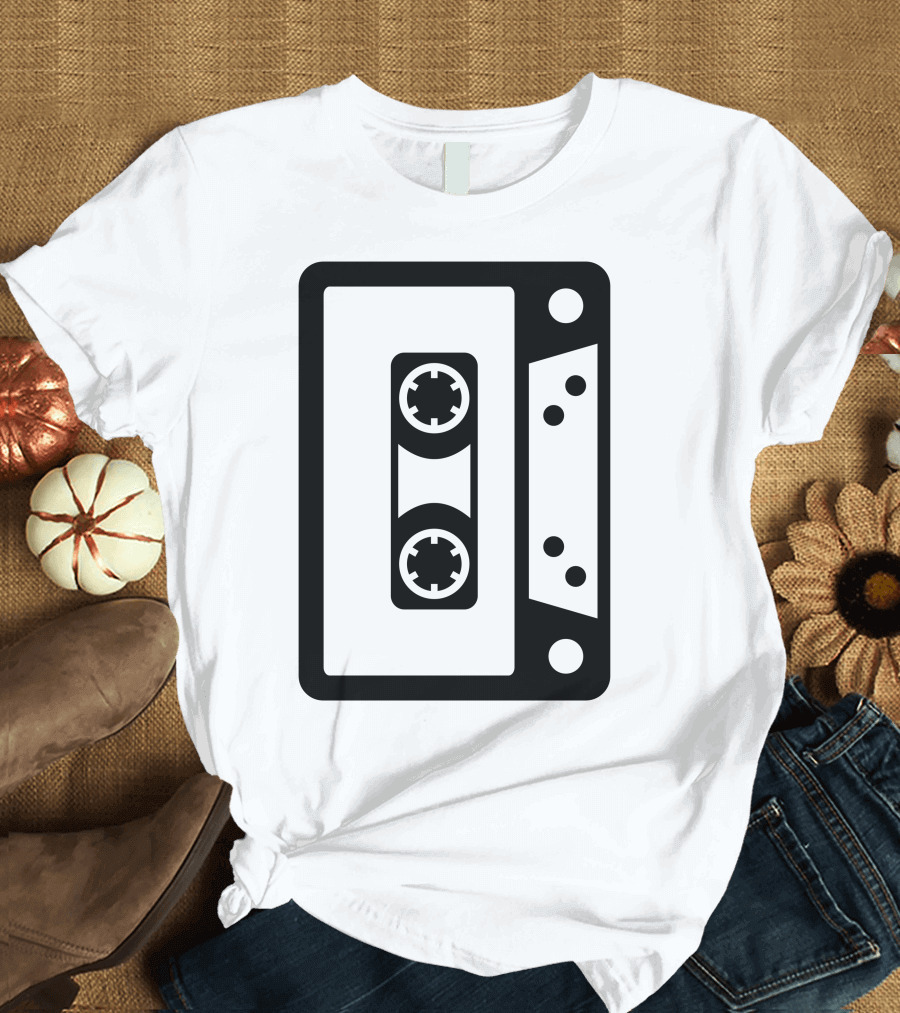 Retro Cassette Tape Vintage Music Lovers Iconic T-Shirt