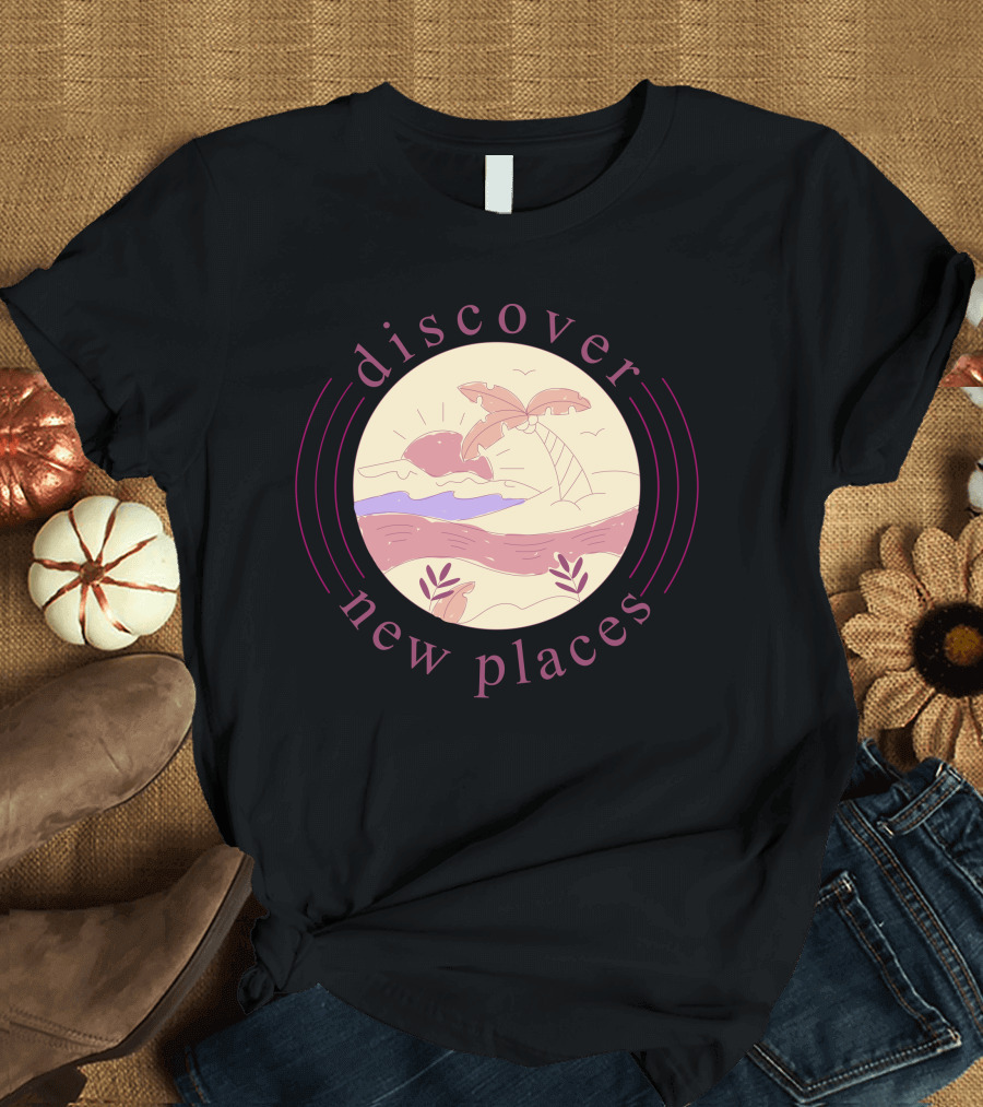 Discover New Places Tropical Sunset and Palm Trees T-Shirt