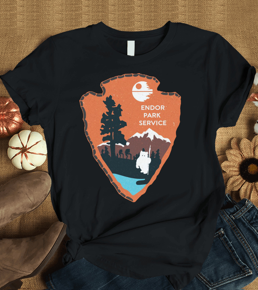 Endor Park Service Badge Ewok Silhouette Moon Scene T-Shirt