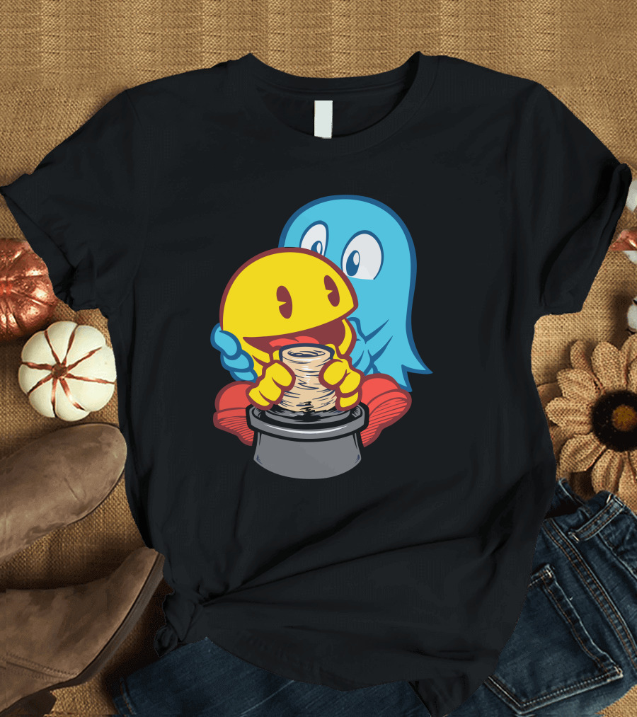Ghost Magic Ceramic Wheel Hug T-Shirt