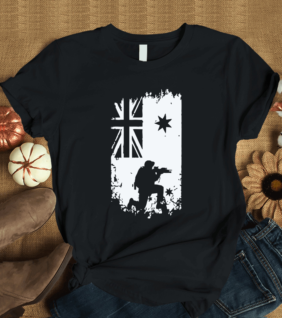 Australian Soldier Silhouette with Commonwealth Star Flag T-Shirt