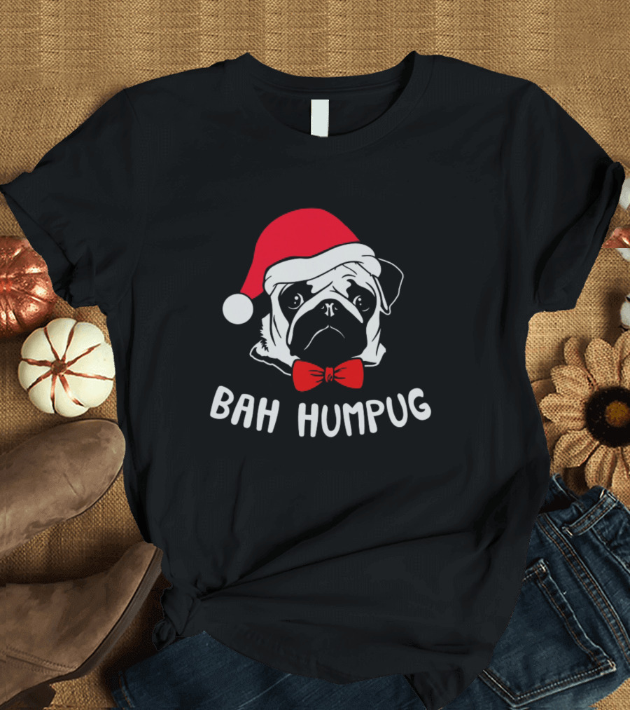 Bah Humpug Christmas Pug Wearing Santa Hat and Bow Tie T-Shirt