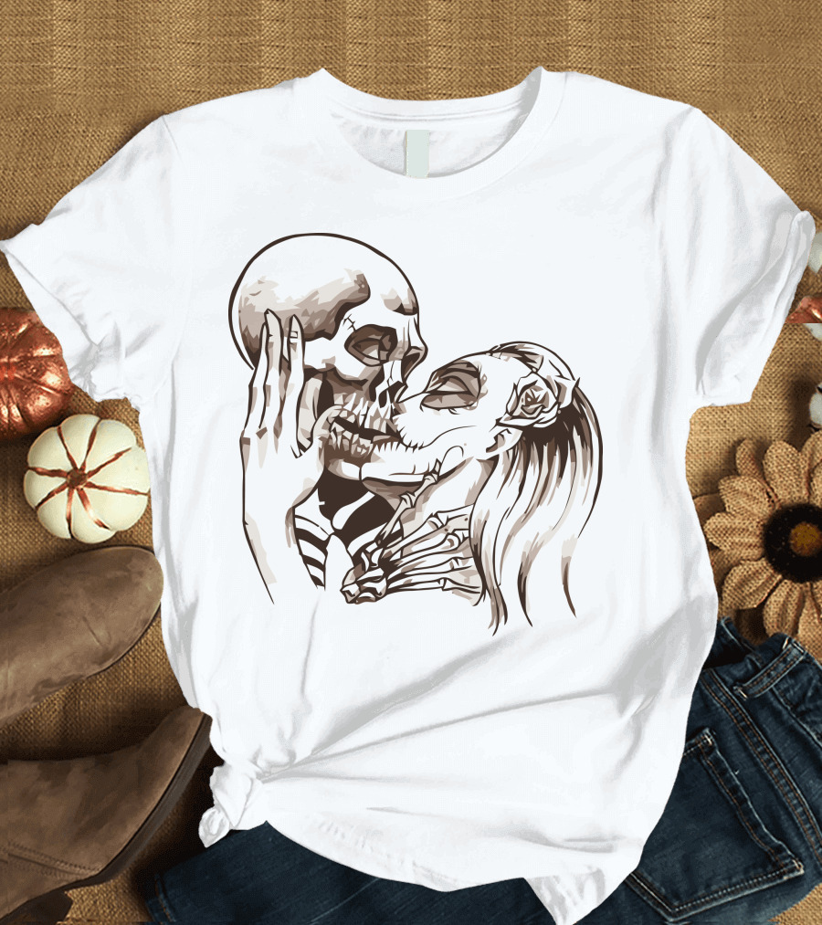 Kissing Skull Embrace with Romantic Skeleton T-Shirt