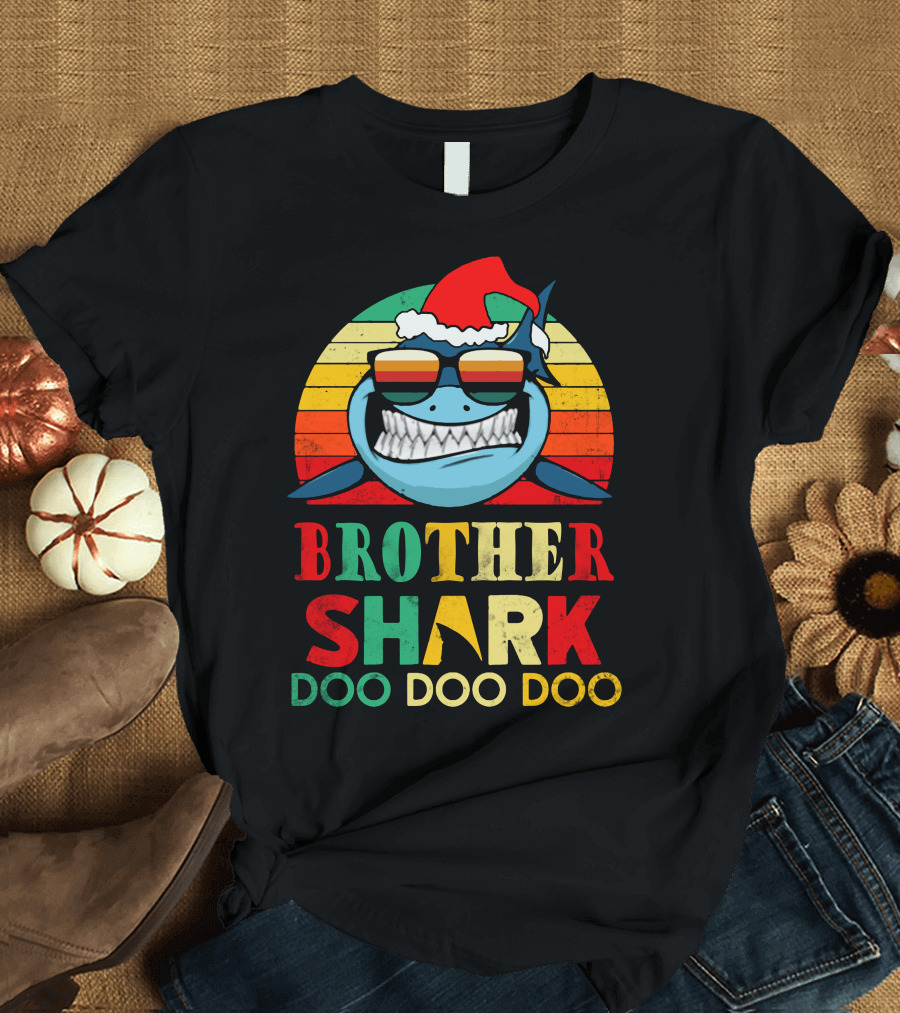 Brother Shark Doo Doo Doo Christmas Santa Hat Sunglasses Retro T-Shirt