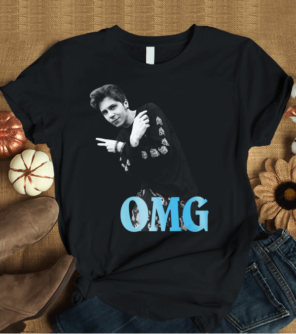 T-Shirt: El Rubius OMG Black Shirt with White and Blue Accents T-Shirt El Rubius OMG Black Shirt with White and Blue Accents T-Shirt