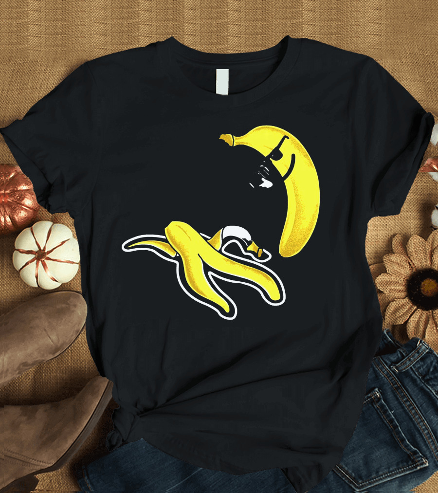 Banana Paparazzi Captures Camera Moment T-Shirt