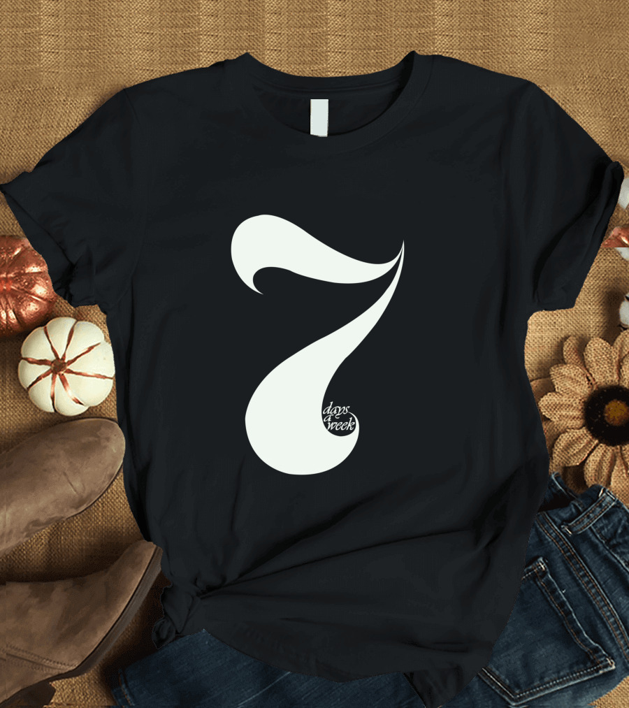 Seven Days a Week Curved Seven Print T-Shirt