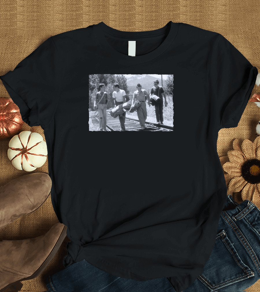 Stand By Me Movie Classic Black and White Photography of Four Boys on Train Tracks T-Shirt