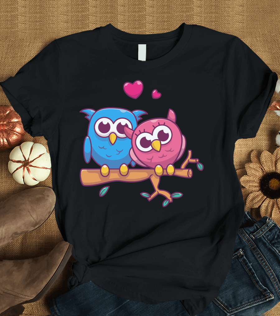 Couple of Owl Fall in Love with Hearts and Branch T-Shirt