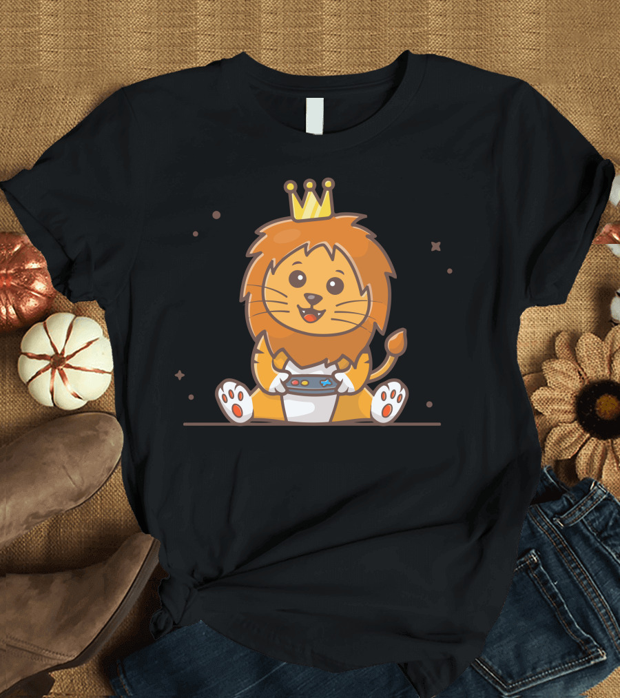 Cute Lion King with Crown Playing Video Games T-Shirt
