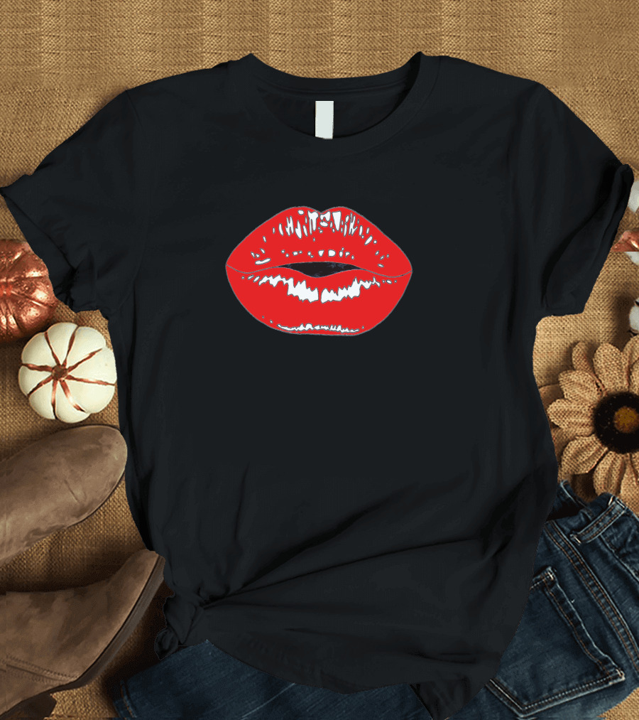 Big Red Lips Bold Glamorous Icon T-Shirt
