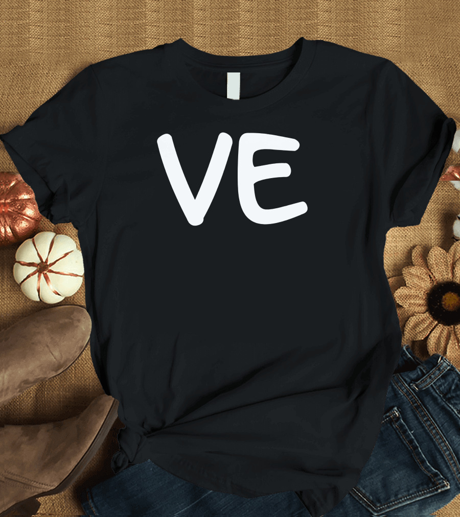 VE Black Shirt Essentials T-Shirt