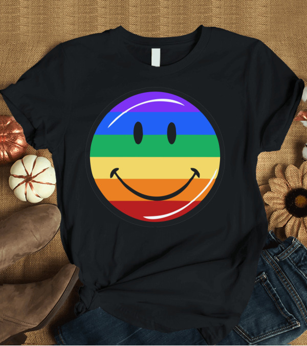 T-Shirt: Pride Rainbow Smiley Face T-Shirt Pride Rainbow Smiley Face T-Shirt