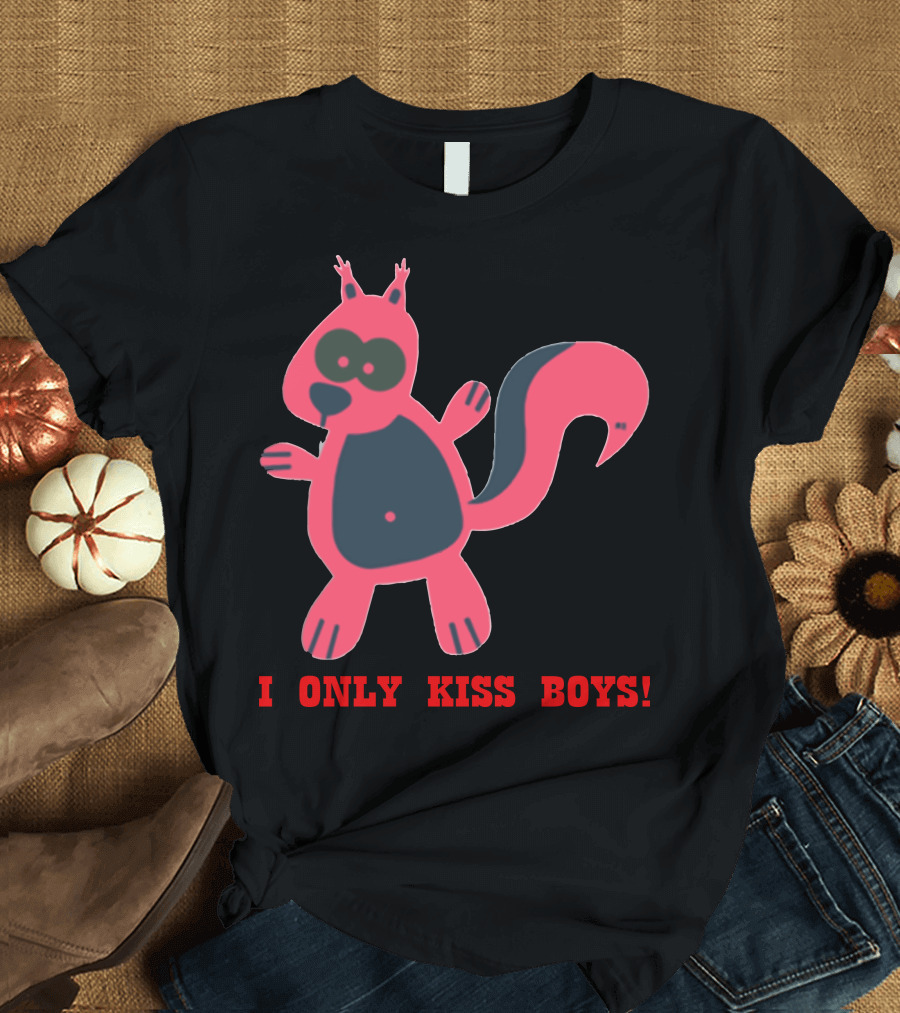 I Only Kiss Boys Pink Cartoon Squirrel Character T-Shirt