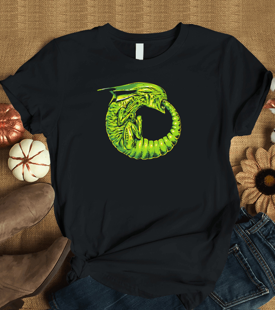 Ouroboros Alien Creature Iconic Symbol Classic Motif T-Shirt