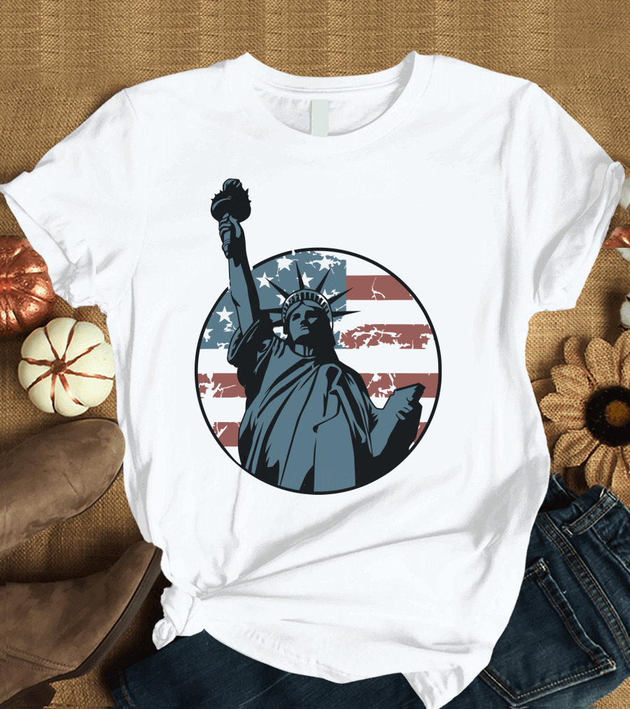Liberty Statue with US Flag Background T-Shirt