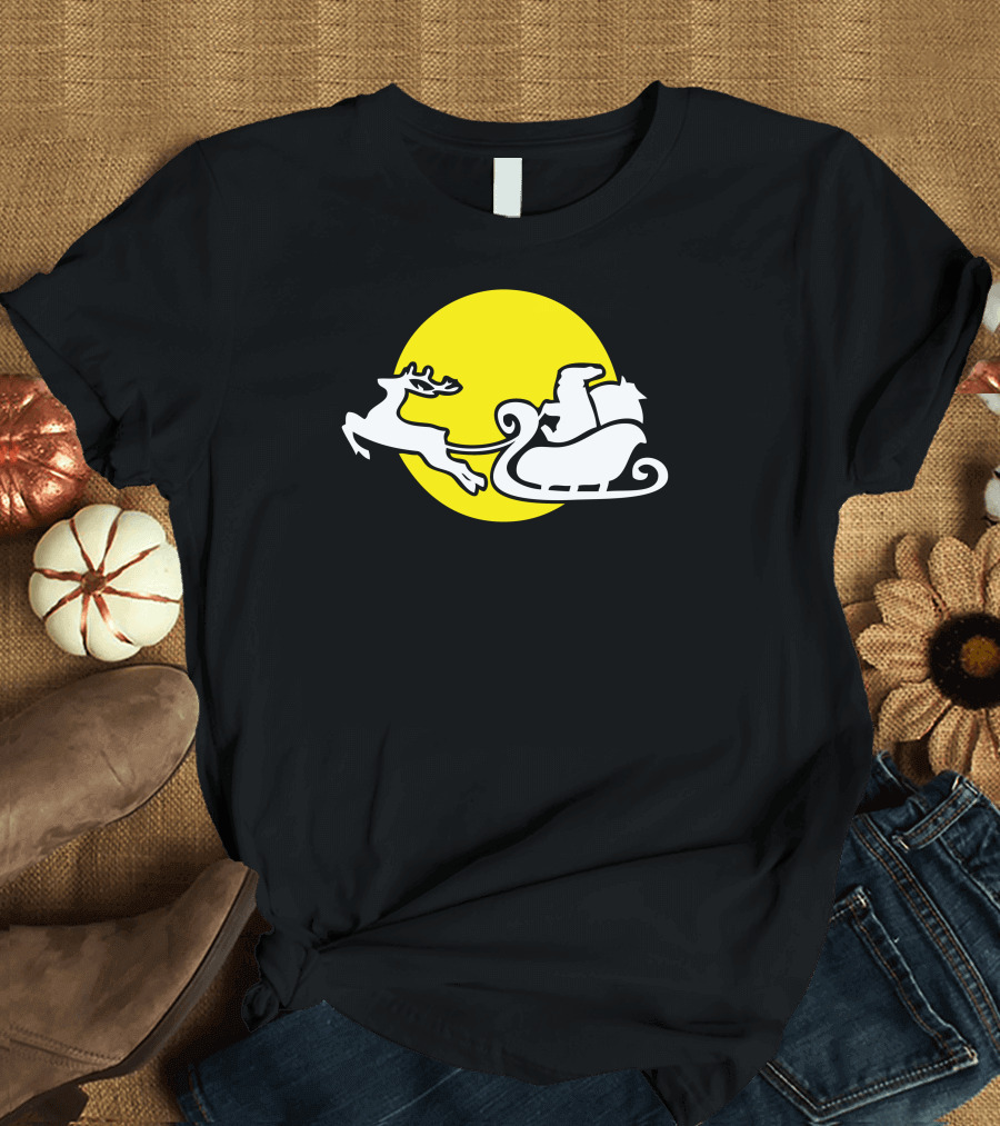 Santa Sleigh Reindeer Moon Scene T-Shirt