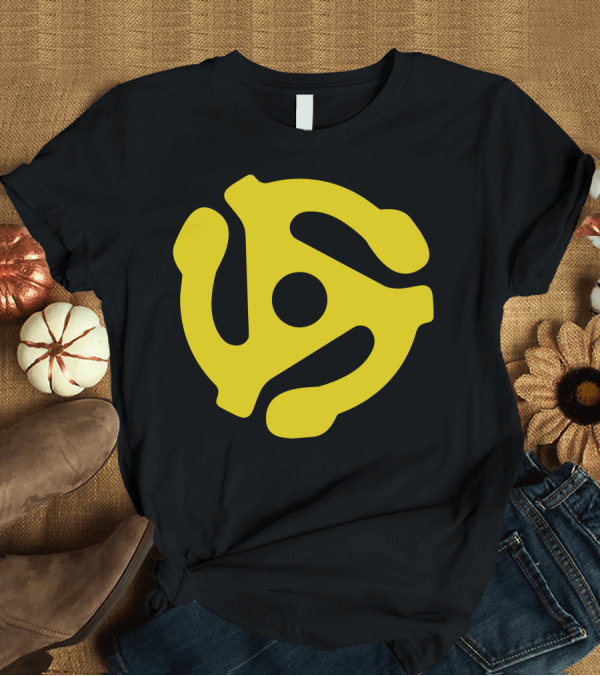 T-Shirt: 45 RPM Record Adapter Icon Retro Vinyl T-Shirt 45 RPM Record Adapter Icon Retro Vinyl T-Shirt