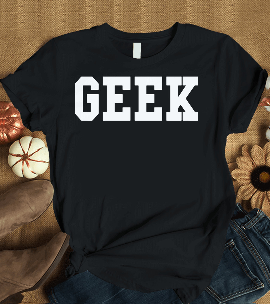 GEEK Nerd Classic T-Shirt