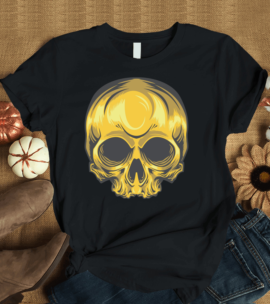 Golden Skull Bold Detailed T-Shirt