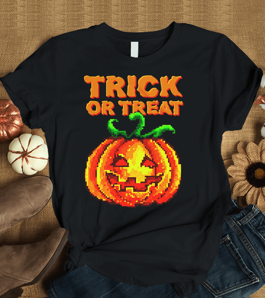 TRICK OR TREAT Pixel Pumpkin Vintage Halloween T-Shirt