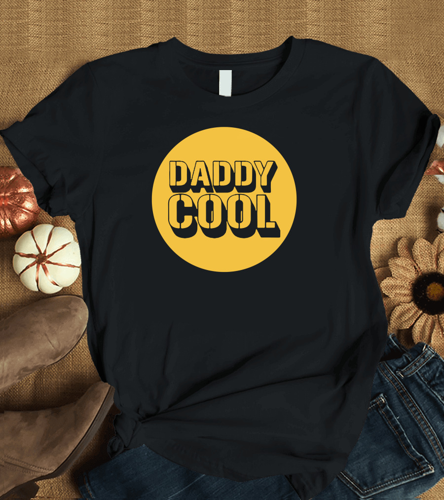Daddy Cool Retro Bold Yellow Circle T-Shirt