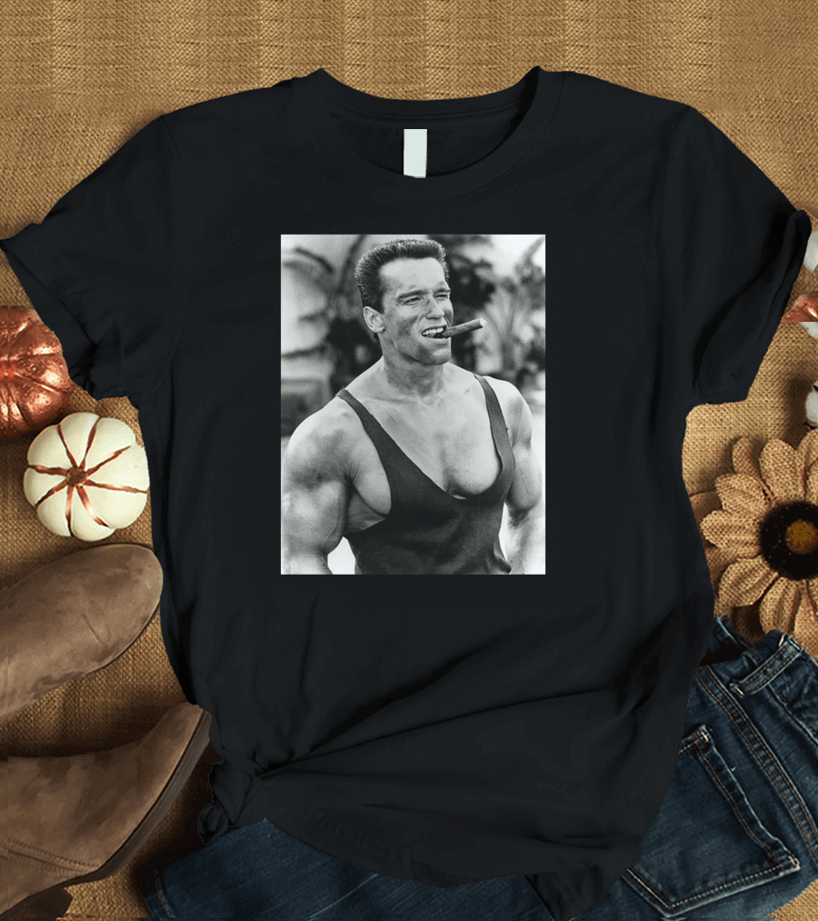 Arnold Schwarzenegger Cigar Bodybuilding Legend T-Shirt
