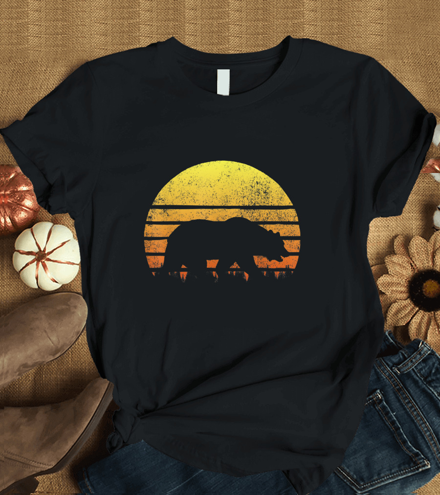 Bear Adventure Sunset Silhouette Retro T-Shirt