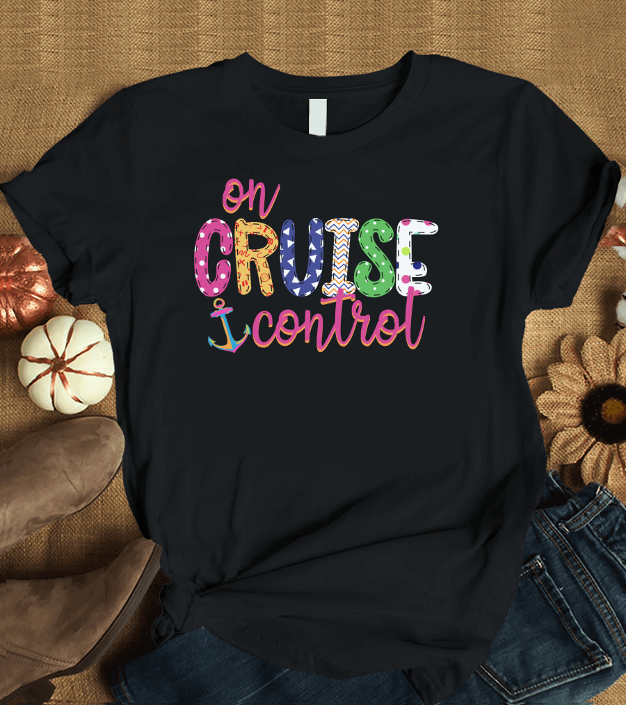 On Cruise Control Patterned Letters and Anchor Motif T-Shirt