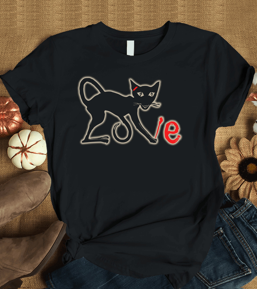 Love Graffiti Cats Font Art with Black Cat and Red Highlights T-Shirt
