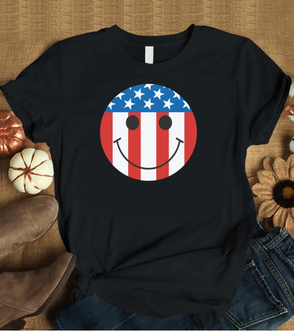 T-Shirt: Flag Smile American Stars and Stripes Emoji Face T-Shirt Flag Smile American Stars and Stripes Emoji Face T-Shirt