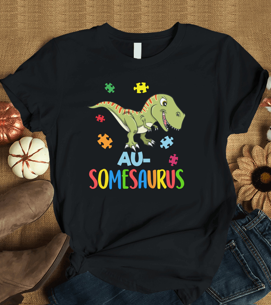 AU-Somesaurus Dinosaur with Autism Puzzle Pieces T-Shirt
