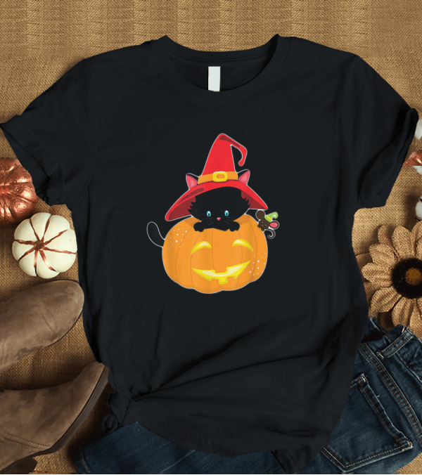 T-Shirt: Happy Halloween Spooky Cat in Witch Hat with Glowing Pumpkin T-Shirt Happy Halloween Spooky Cat in Witch Hat with Glowing Pumpkin T-Shirt