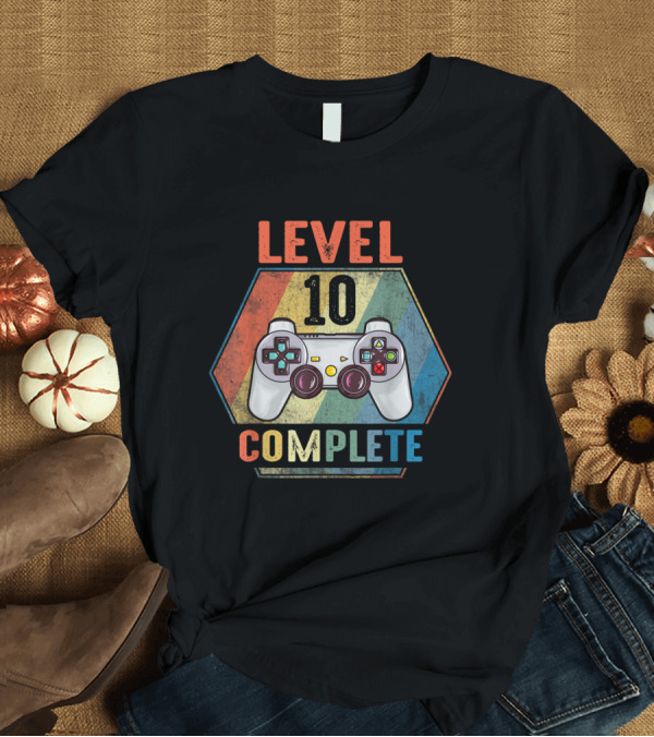 T-Shirt: Level 10 Complete Vintage Video Game Controller Retro Stripe T-Shirt Level 10 Complete Vintage Video Game Controller Retro Stripe T-Shirt