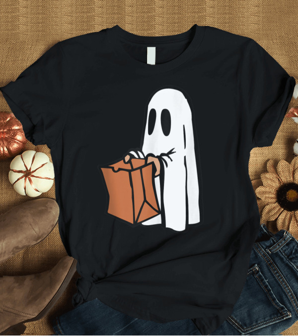 T-Shirt: Ghost Trick or Treat Halloween Bag T-Shirt Ghost Trick or Treat Halloween Bag T-Shirt