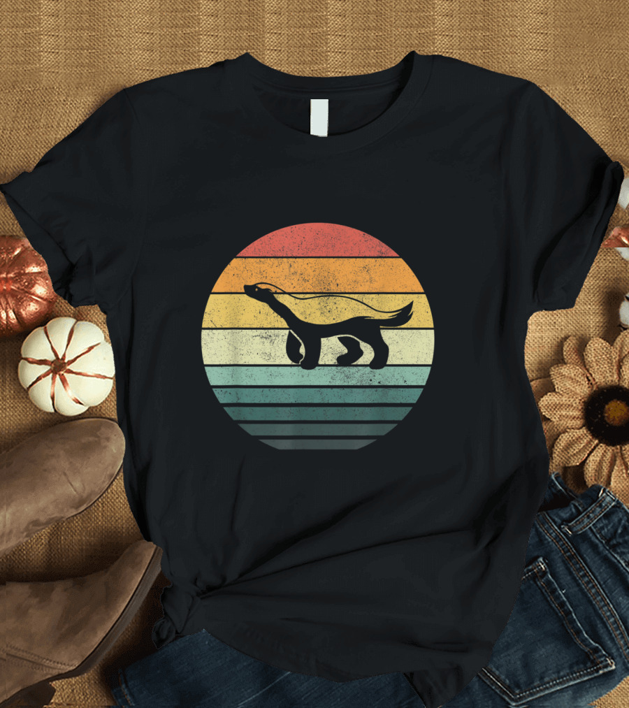 Honey Badger Sunset Vintage 70s Nature Lovers Retro Stripes T-Shirt