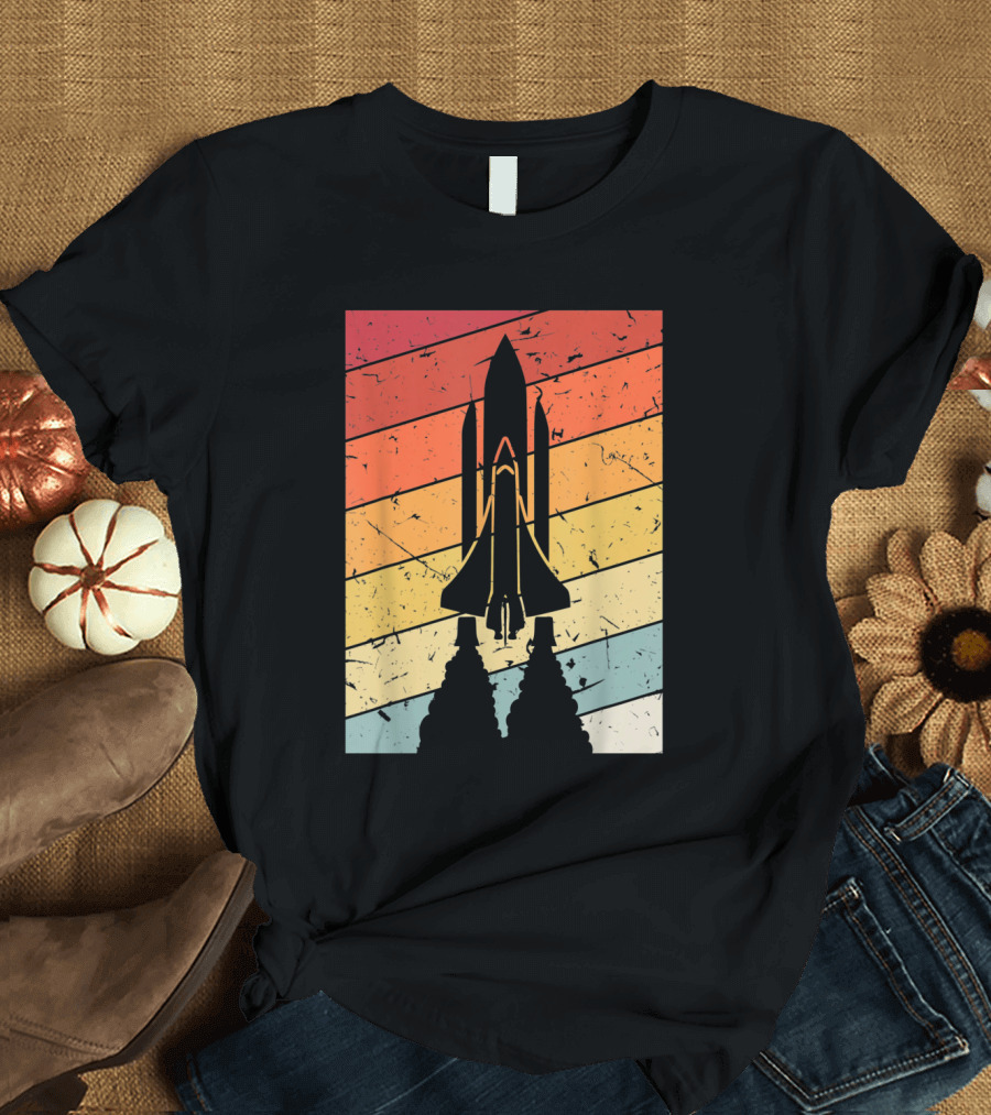 Astronaut Science Vintage Space Shuttle Silhouette Retro Stripes T-Shirt