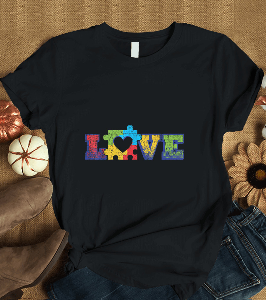 Love Puzzle Heart Autism Grunge Teacher Kids Womens T-Shirt