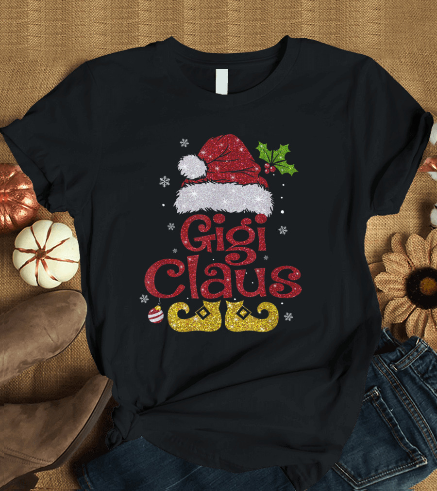 Gigi Claus Funny Santa Christmas Matching Family Group Holiday Festive T-Shirt
