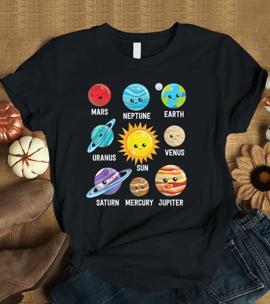 Mars Neptune Earth Uranus Sun Venus Saturn Mercury Jupiter T-Shirt