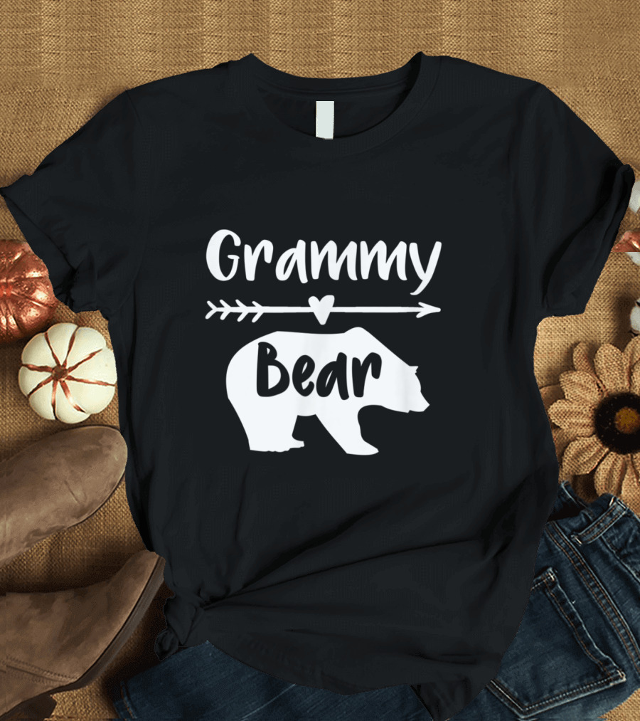 Grammy Bear Heart Arrow Silhouette for Grandma T-Shirt